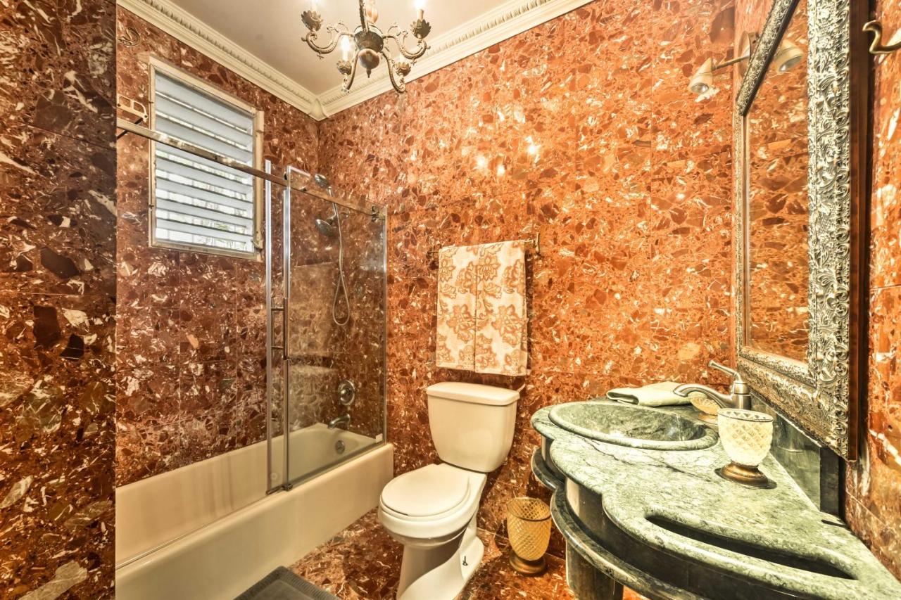 Luxurious San Juan Villa With Pool - Walk To Beach! Exterior photo