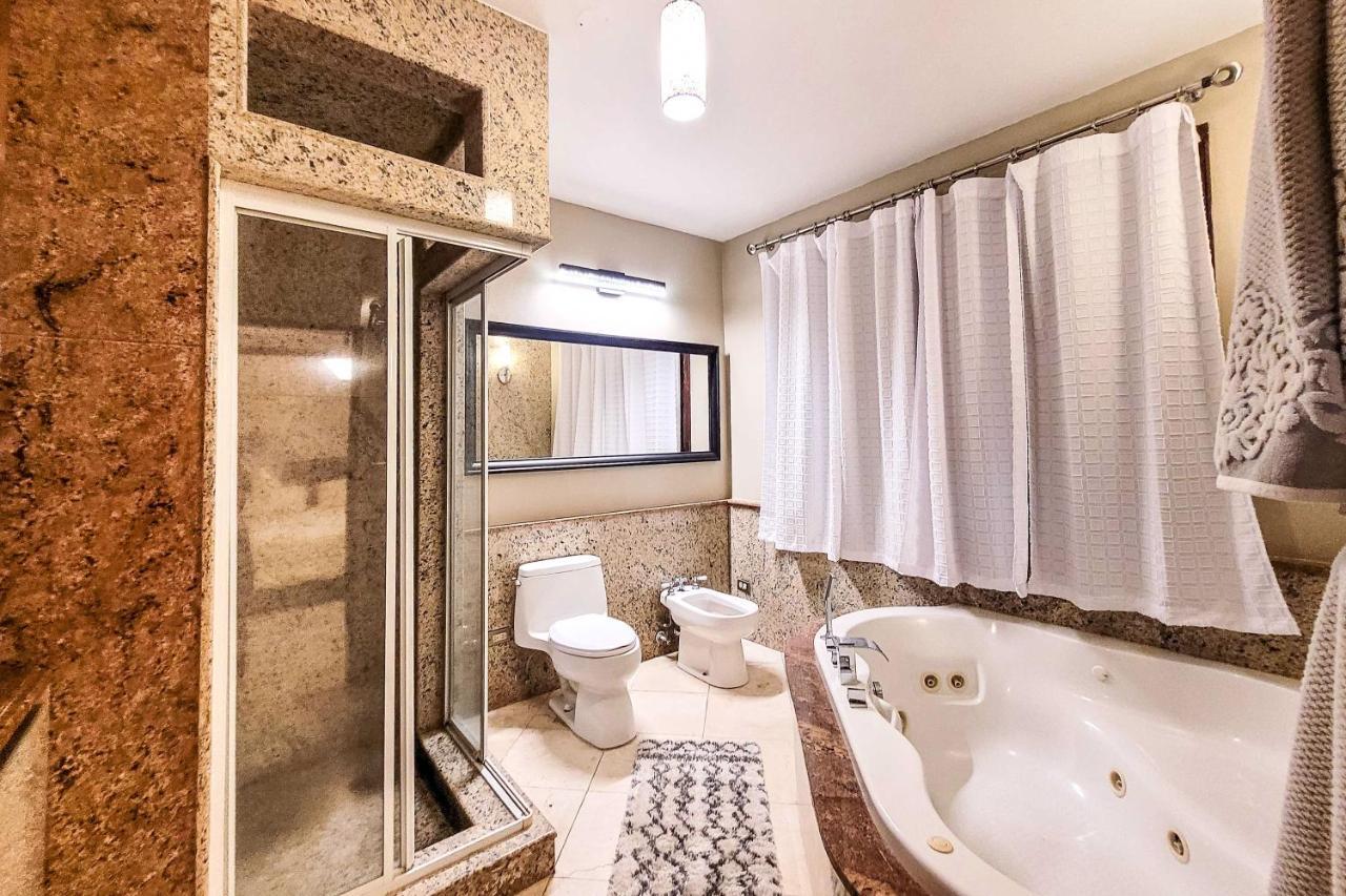 Luxurious San Juan Villa With Pool - Walk To Beach! Exterior photo