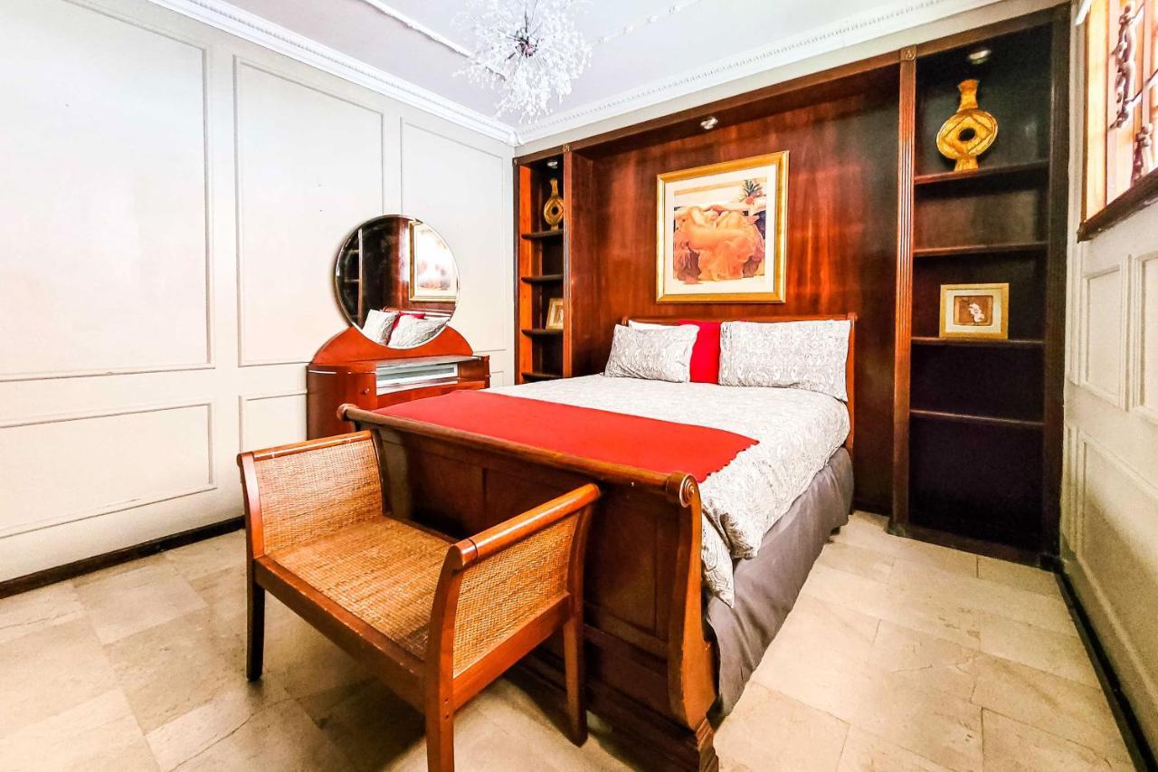 Luxurious San Juan Villa With Pool - Walk To Beach! Exterior photo
